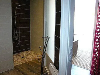 Отель De La Сен-Пале-сюр-Мер