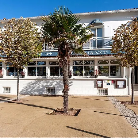 Отель De La Сен-Пале-сюр-Мер