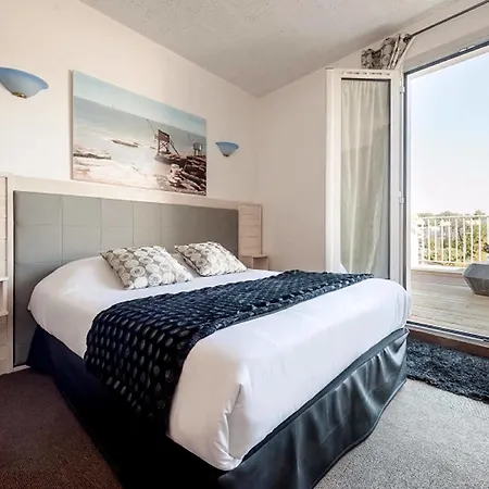De La Plage Hotel