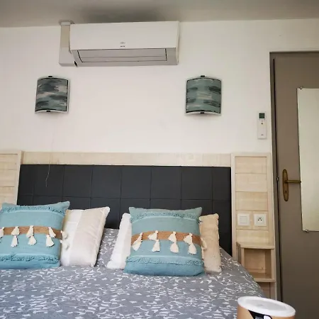 De La Plage Hotel