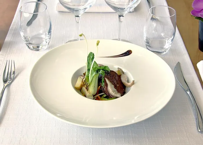 Hotel De La Plage 3*