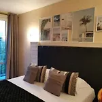 De La Plage Hotel