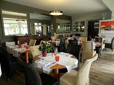 De La Hotel